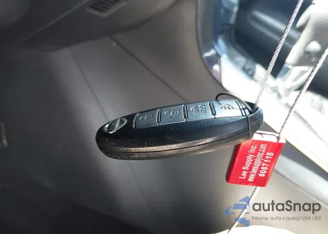 2017 Nissan Sentra Sr z USA, uszkodzony, nr VIN 3N1AB7AP9HY280069